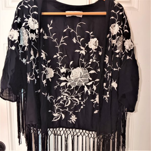 Abercrombie & Fitch Embroidered Fringe Kimono Size OS Black white - Picture 5 of 11